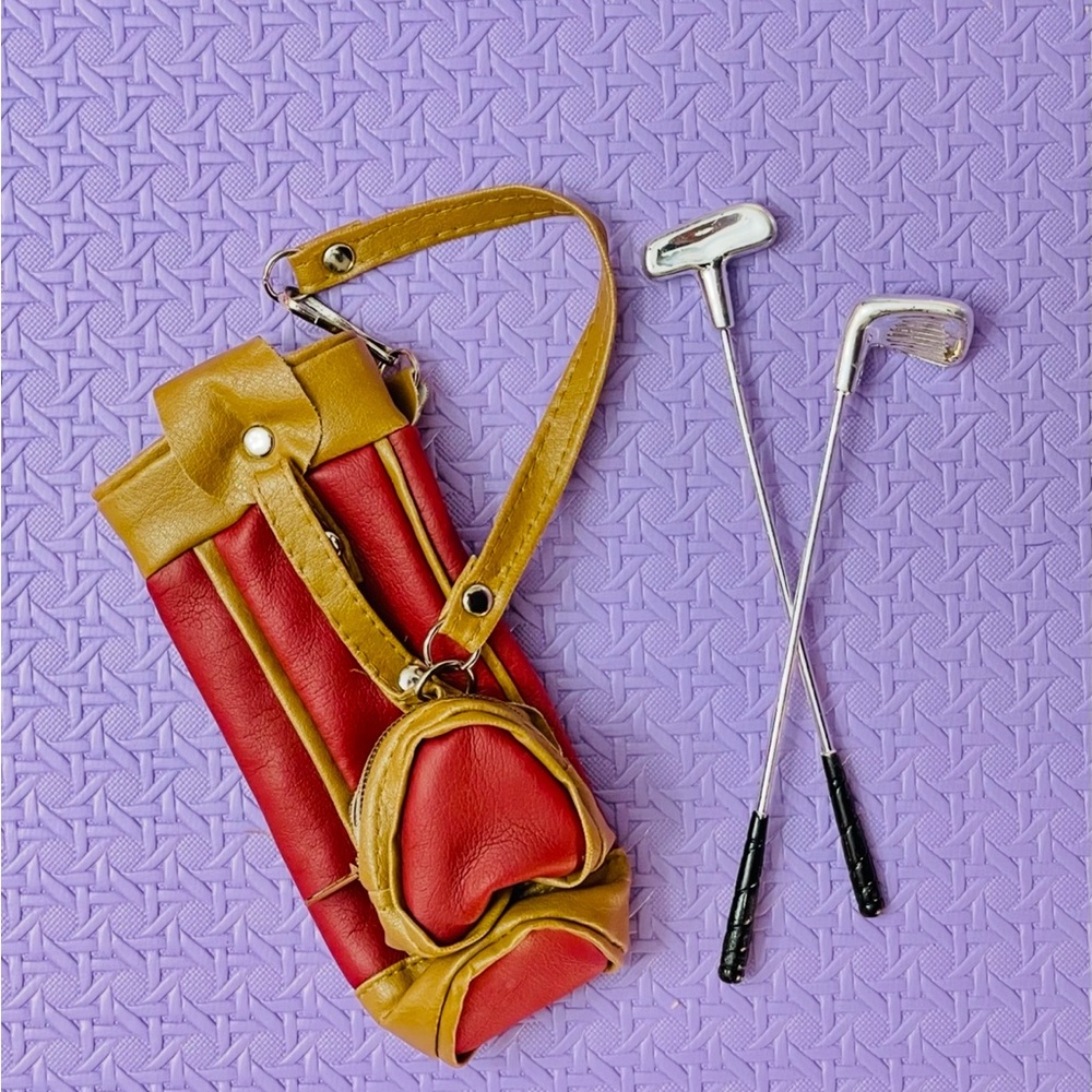 Red and Tan Golf Club Set with Bag for Barbie’s
